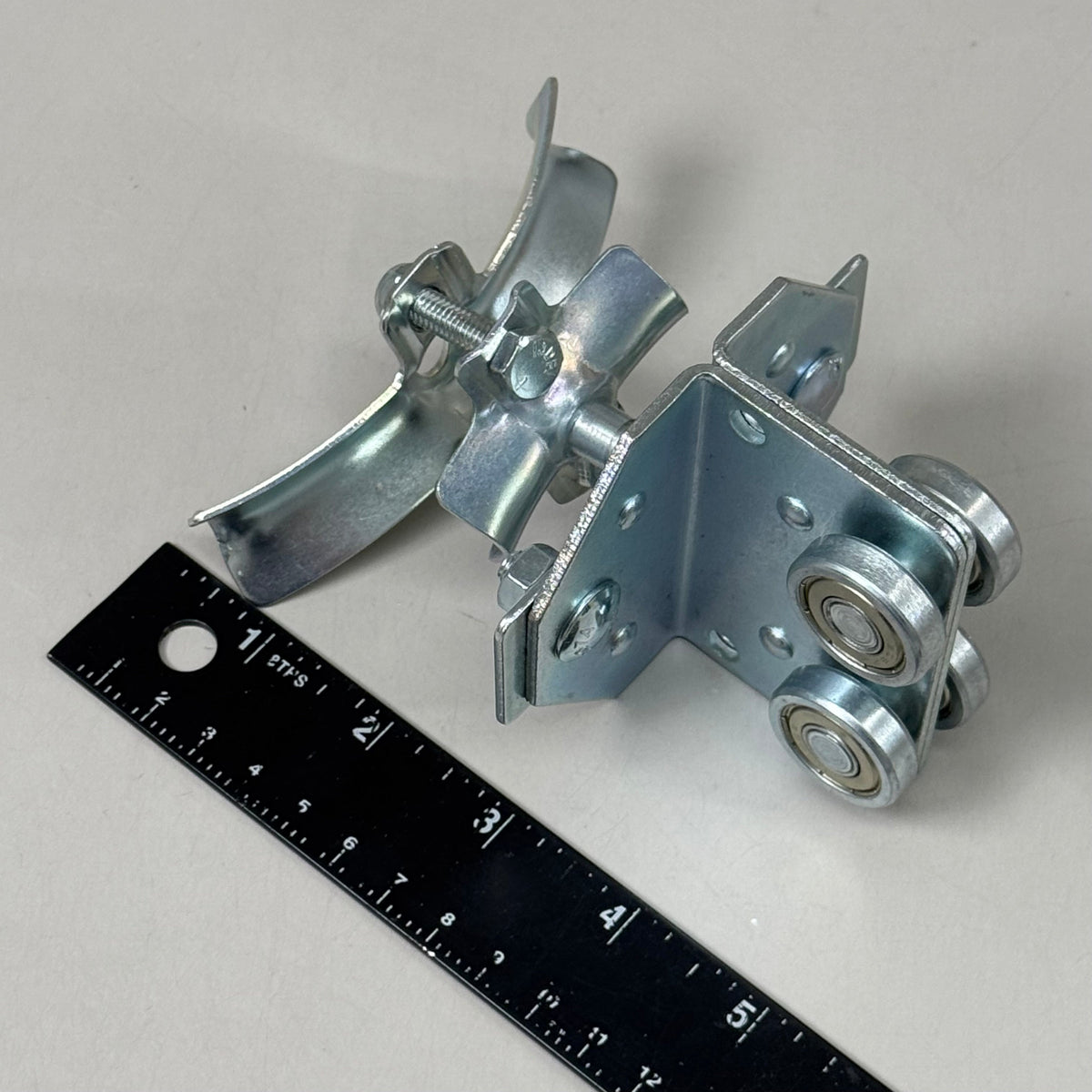 HUBBELL Round Cable/Hose Intermediate Trolley Festoon Zinc Plated Steel C35RC12