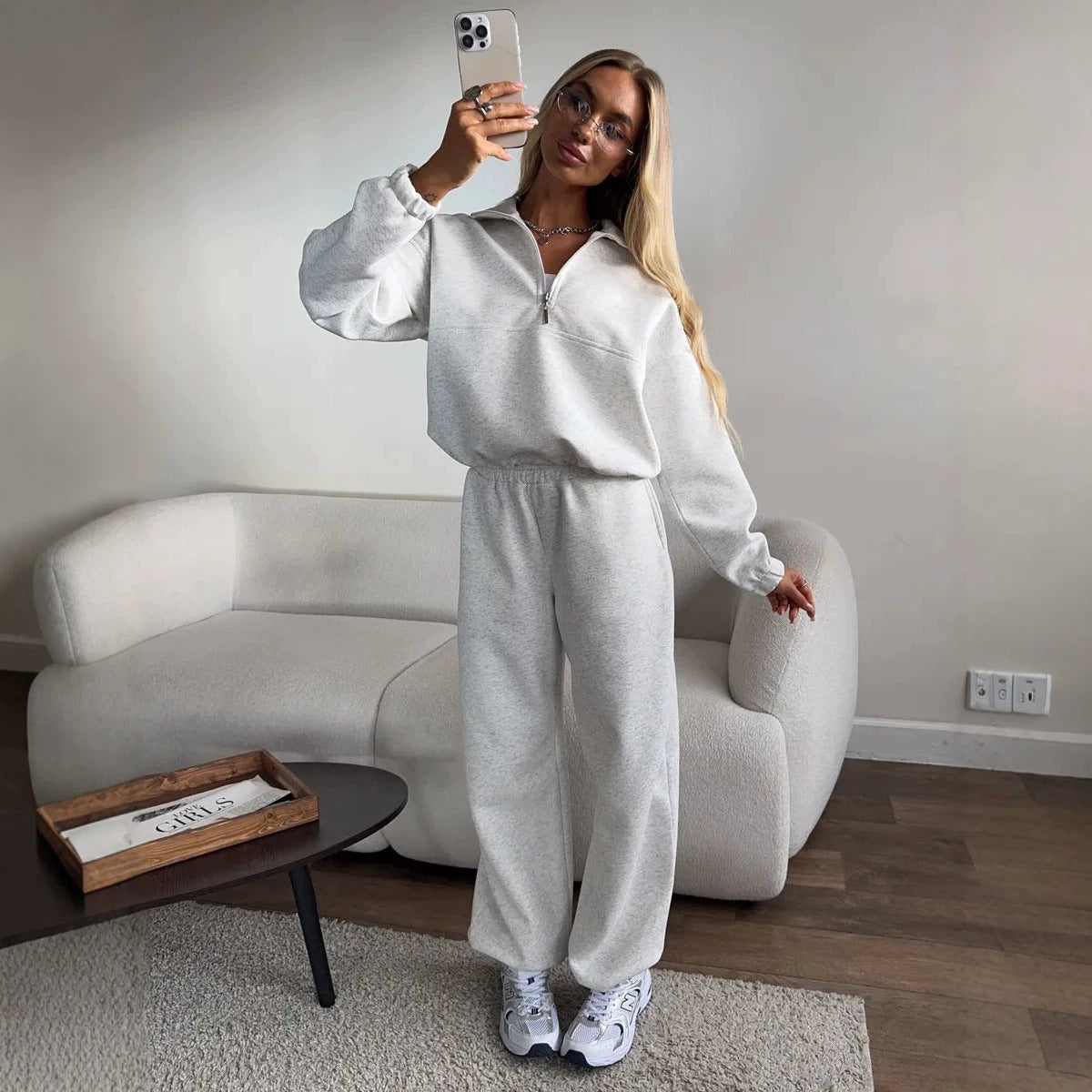 Women's Fleece-lined Sweatshirt And Pants Set