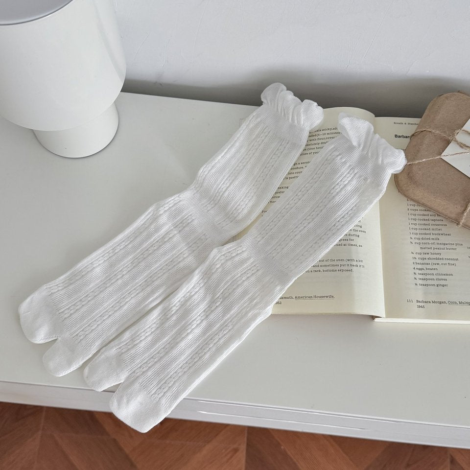 Spring Summer Thin Cable-knit Bubble-toe Mid-calf Split-toe Socks