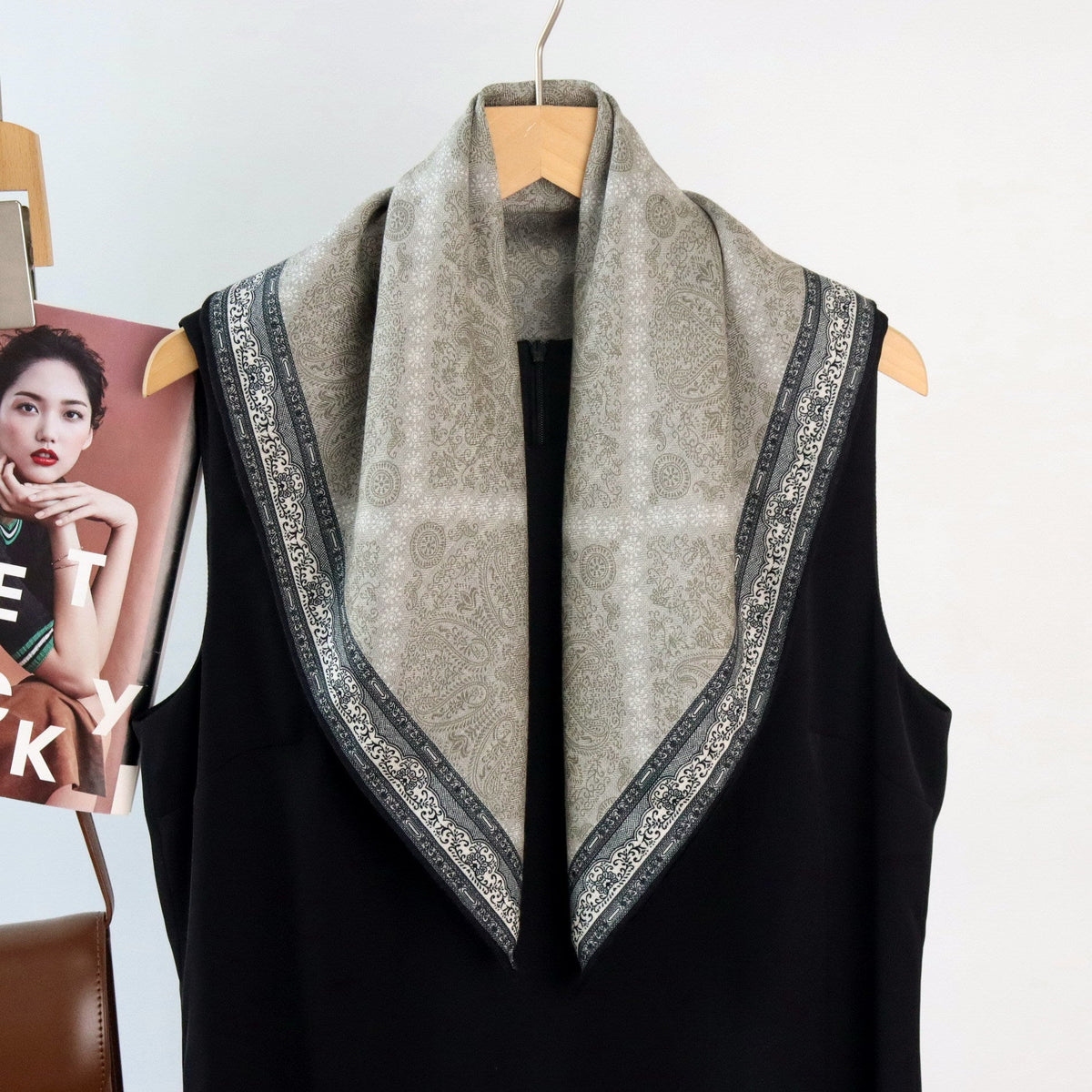 Double-sided Two-tone Silk-wool Shawlversatile And Easy To Style