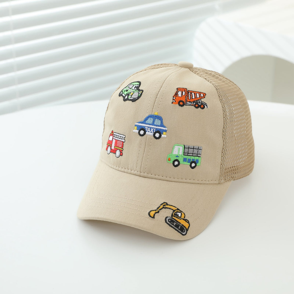 Children's Style Embroidered Mixed Model Small Car With Breathable Semi-net Brimmed Without Edge Baseball Cap