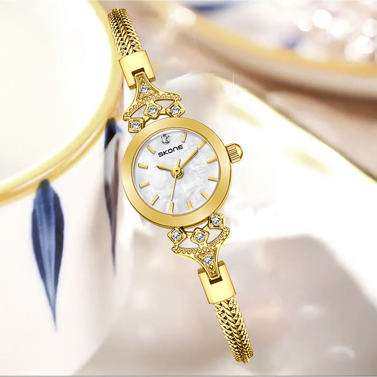 Premium Small And Exquisite Waterproof Quartz Watch For Women