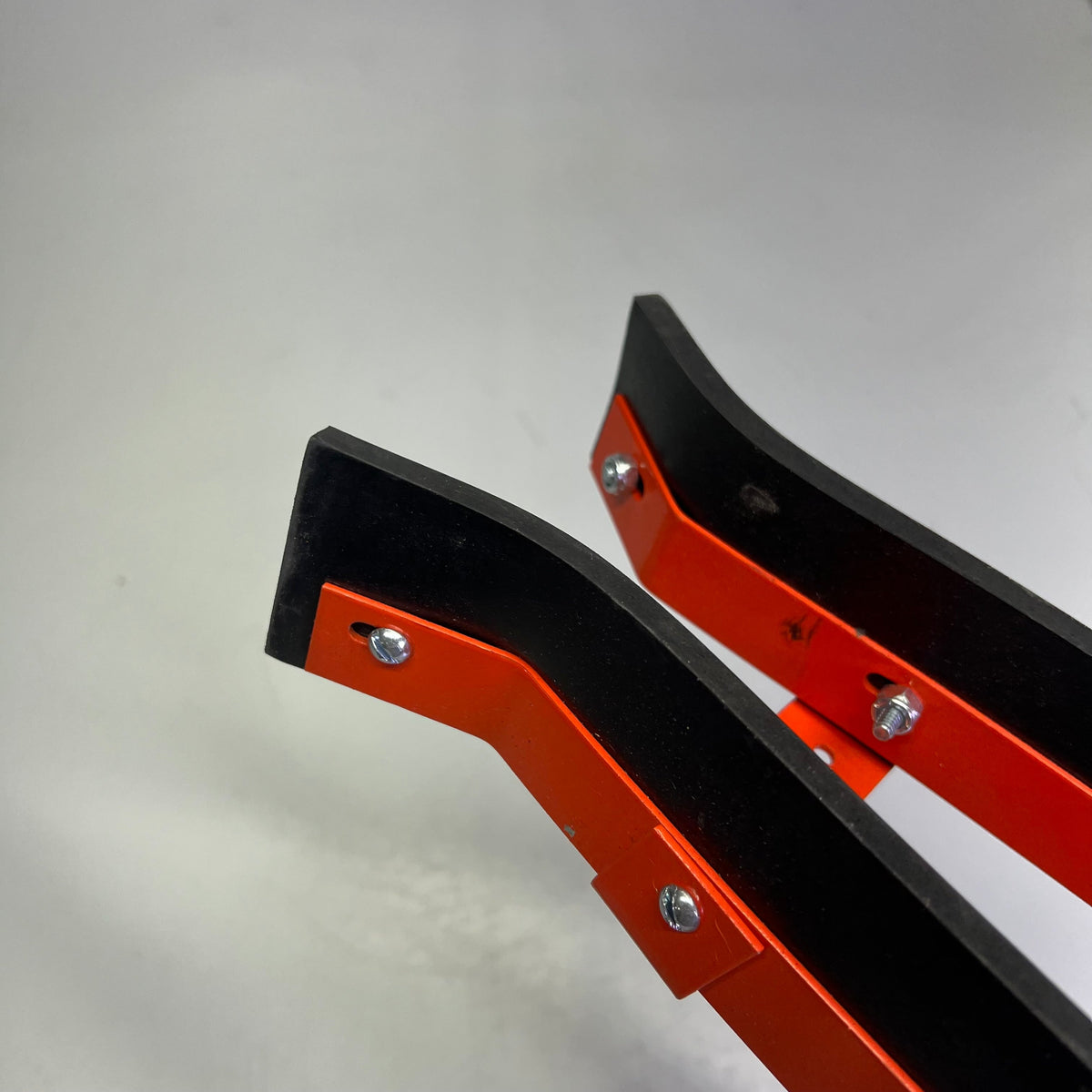 UNIQUE PAVING  Heavy Duty Asphalt Squeegee Head & Wood Handle 10" 10147