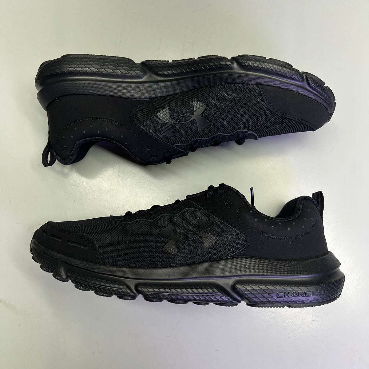 UNDER ARMOUR UA Charged Assert 10 Lightweight Sneaker Men's Sz 12.5 Black