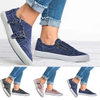 Metal buckle canvas shoes