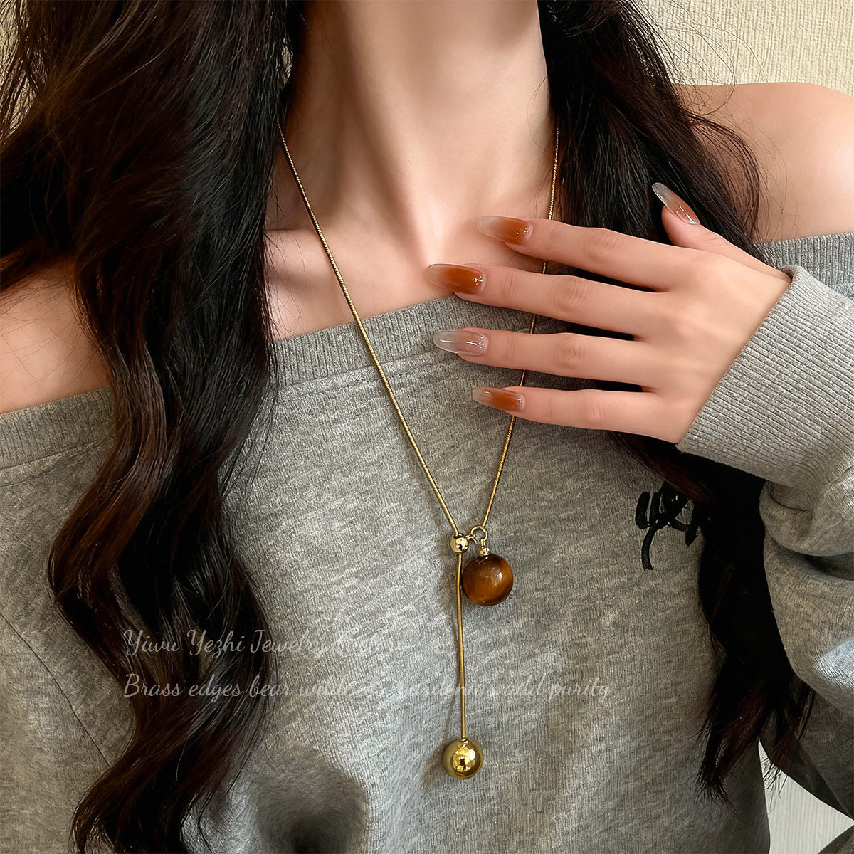 New Maillard Coffee Color Pendant Long Necklace Women's Retro Accessible Luxury High-End Sweater Chain Niche Design Accessories