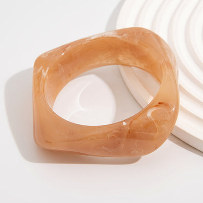 Vintage Irregular Dyeing Bracelet Round Wide Face Acrylic Bracelet for Women