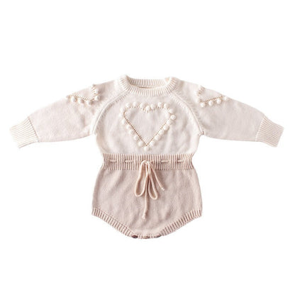 Baby handmade love sweater, knitted sweater, long sleeved jumpsuit, bag, buttocks, sweatshirt, crawling suit