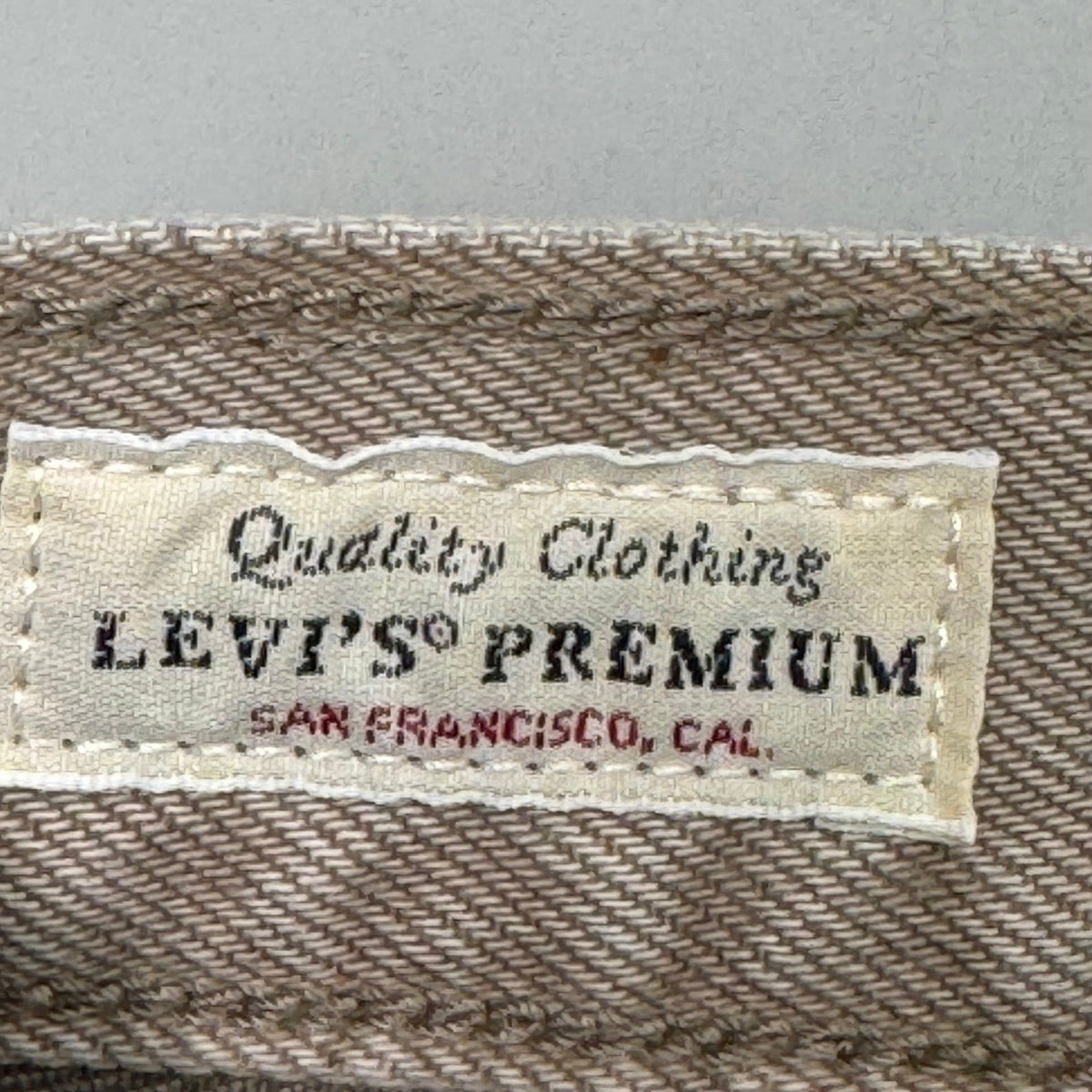 LEVIS 501 Original High Rise Straight Leg Jeans Women's Sz 32x30 Tan 125010525