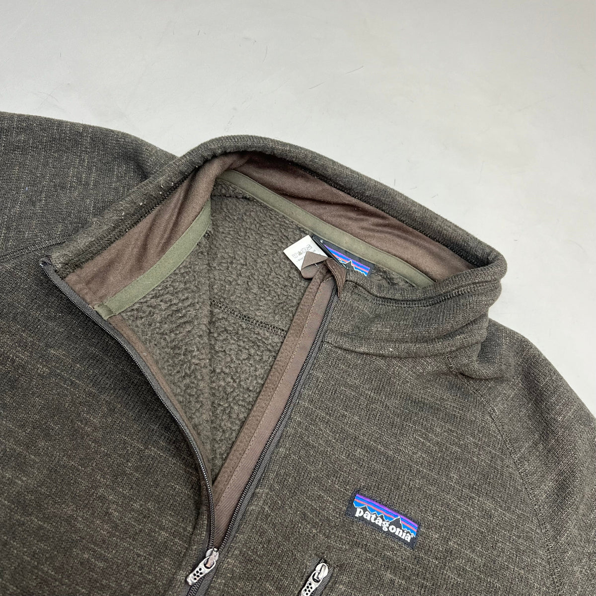 PATAGONIA Quarter Zip w/ Pocket 100% Polyester Jacket Men's Sz XL Brown (Used)