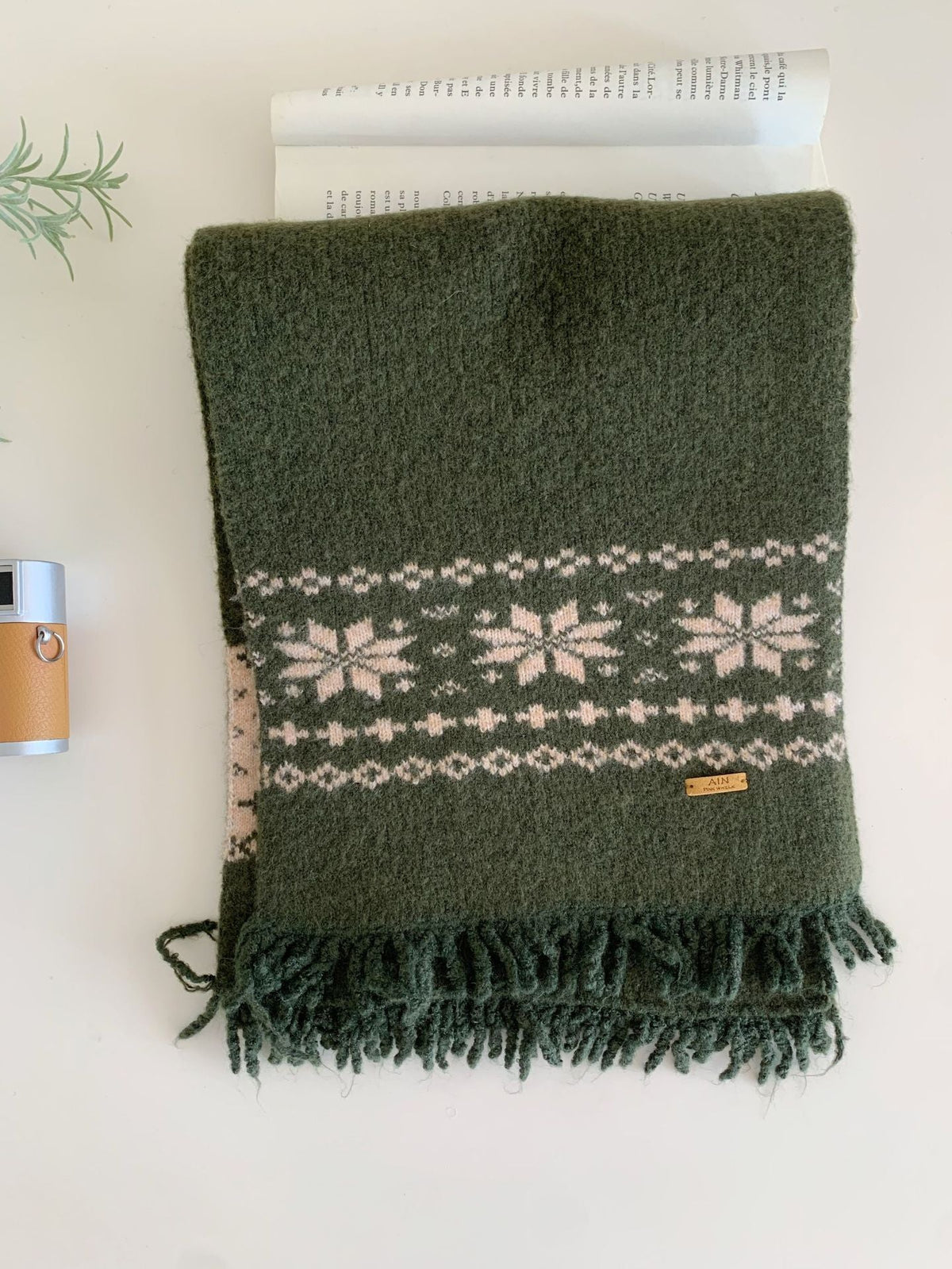 Fair Isle Wind-pattern Gray Knitted Scarf Couples Neck Warmer