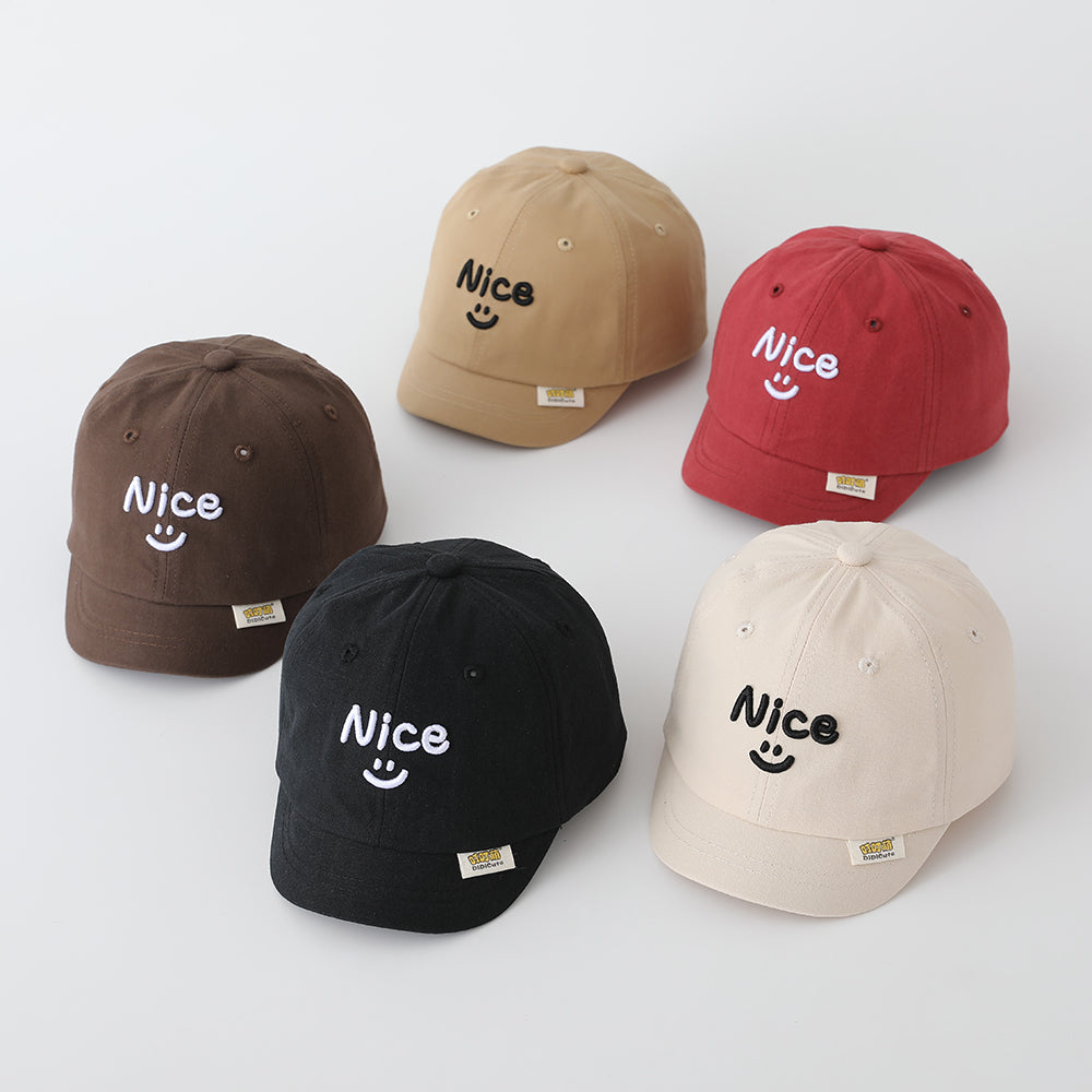 Children's Solid-color English Smiling Face Embroidered Adjustable Fashionable And Simple Short-brimmed Baseball Cap Suitable For Daily Outings And Entertainment