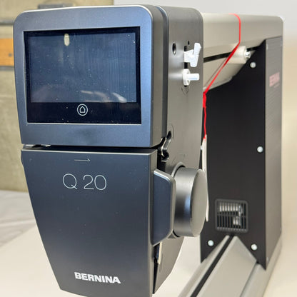 BERNINA Q20 Longarm Quilting Machine w/ Accessories - Sewing Equipment