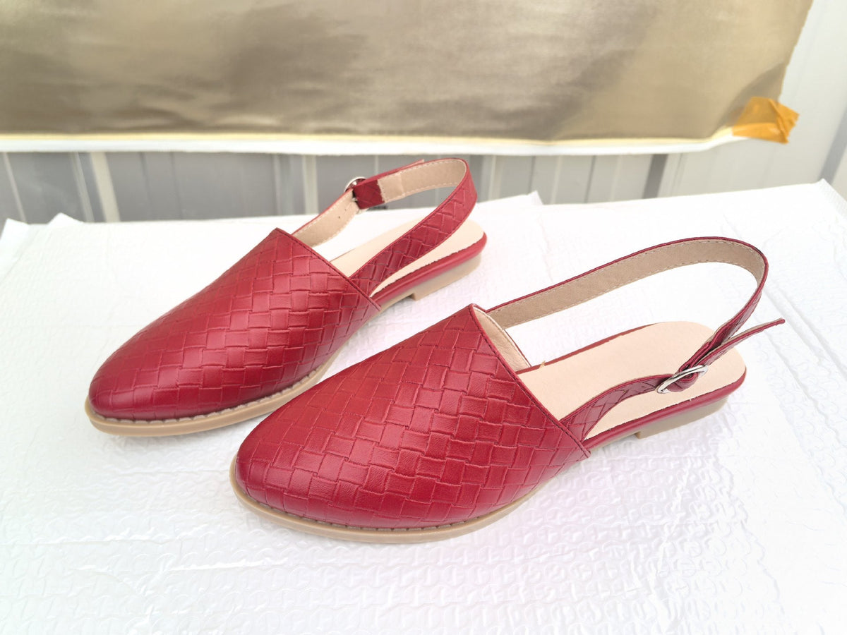Pointed-toe Closed-toe Strap Flat-sole Sandals
