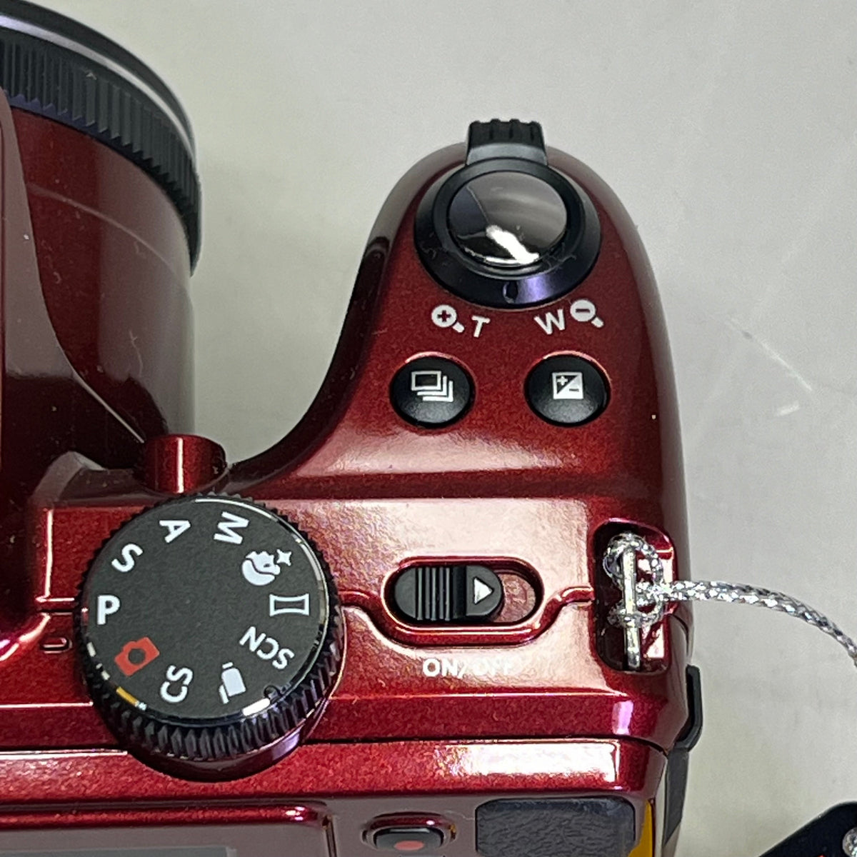 KODAK PIXPRO Digital Camera 40X Zoom 20 Megapixel AZ405 Red (New- Open Box)