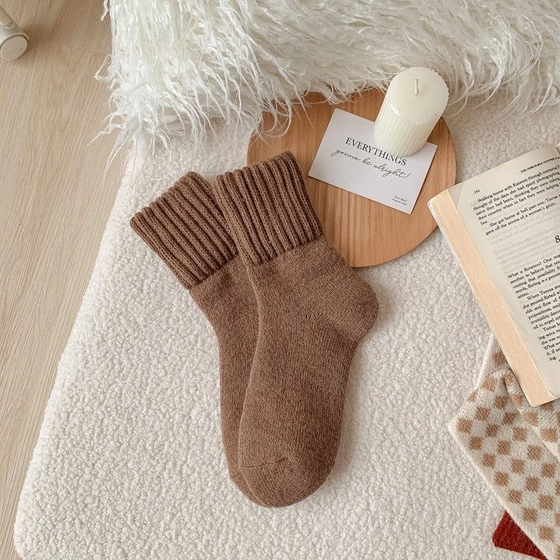 Womens Mid-calf Terry Socks For Fall And Winter