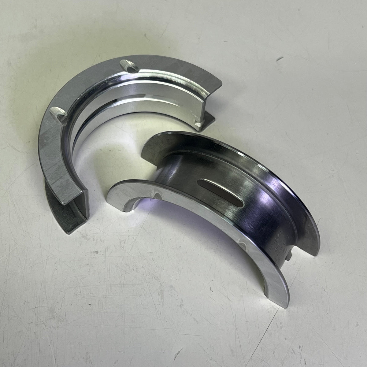 MAHLE Clevite AL-Series Crankshaft Main Bearings Set Made In USA MS-1983A-10