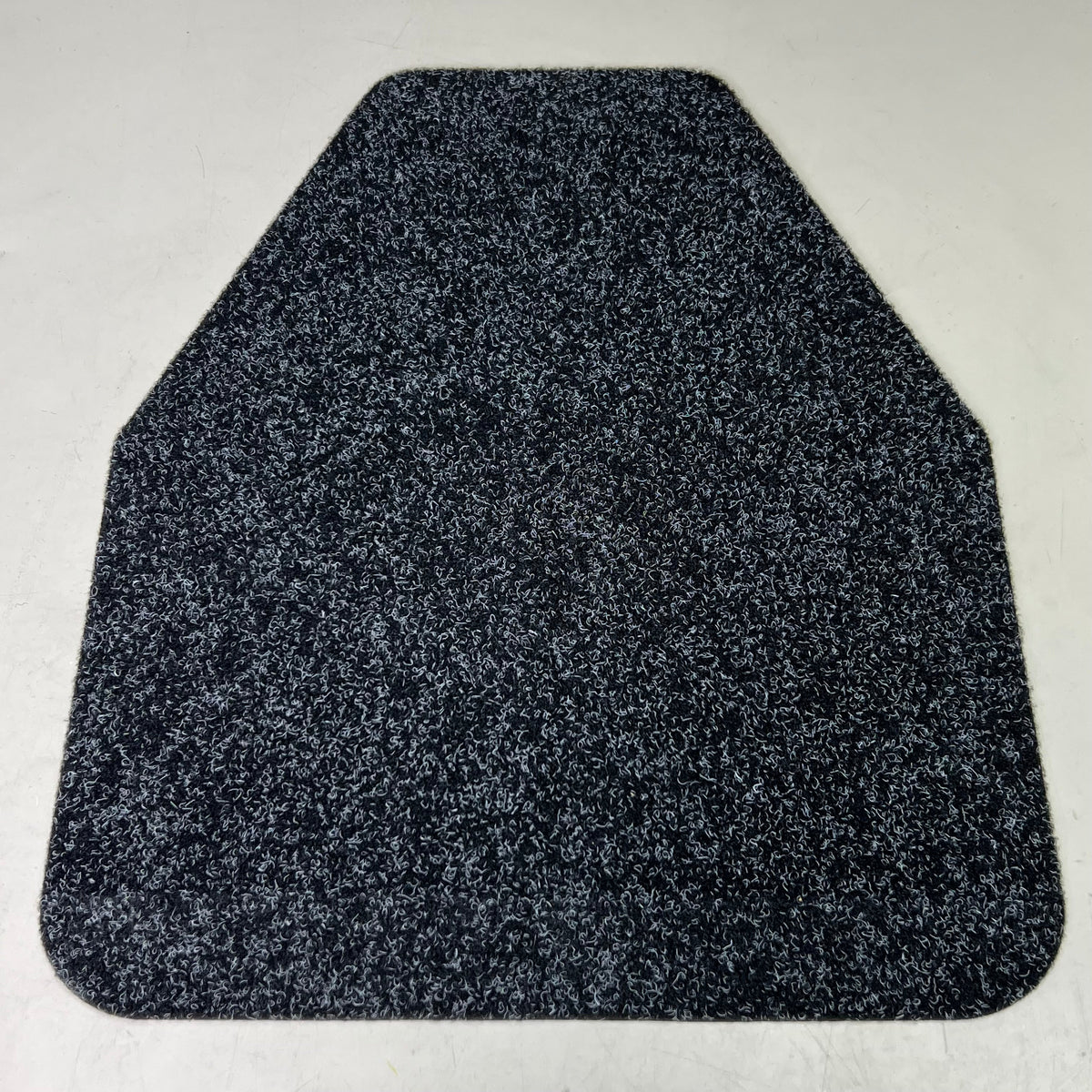 HEALTH GARDS (6 PACK) Premium Urinal Mats Sz 20" L X 17" W, Black HS-OR1001BL
