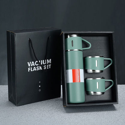 A cup of three-lid thermos cup portable fashion gift box set stainless steel cup