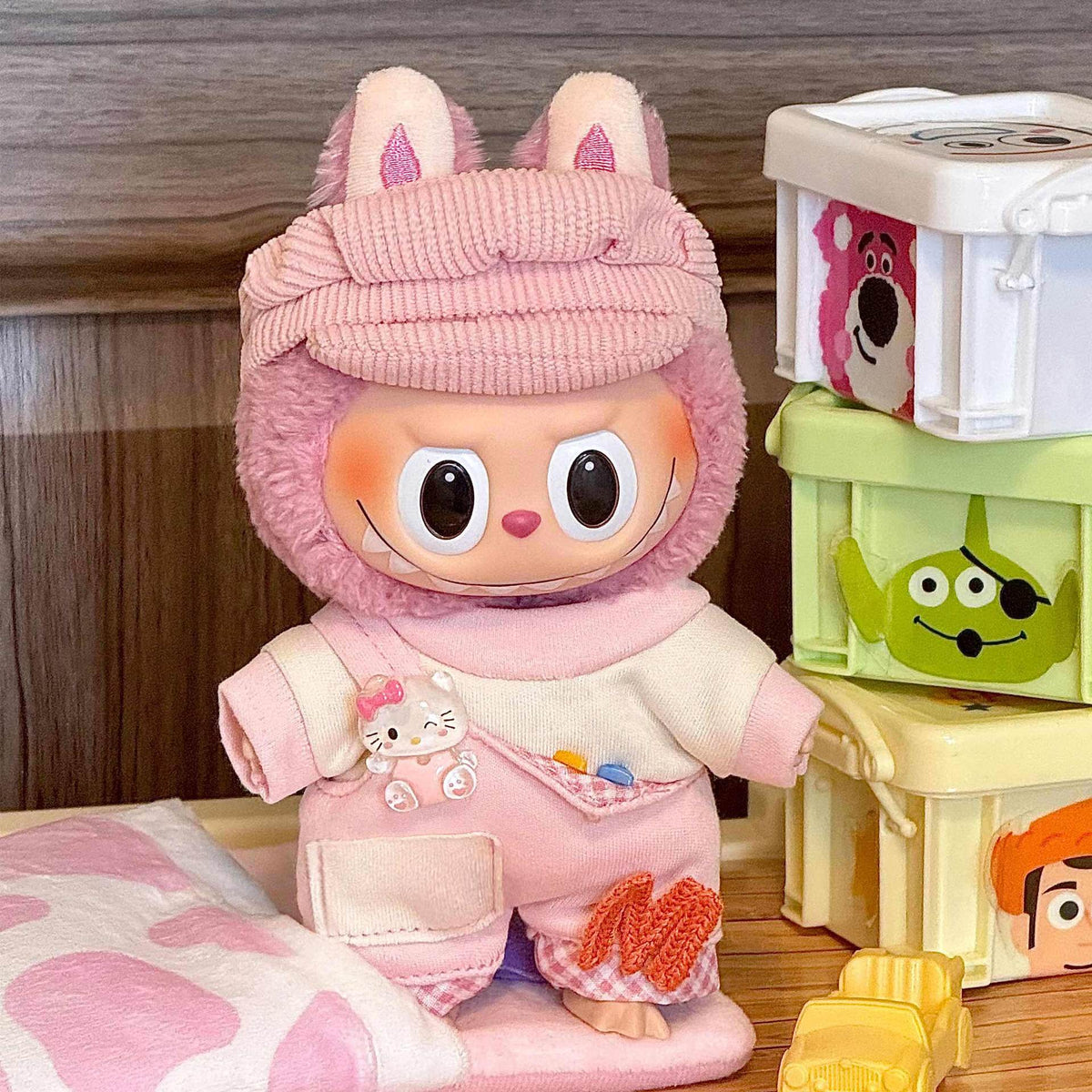 Labubu DIY Party Outfits: Customizing Clothes for Labubu Generation 1 and 2 Blind Box Figures