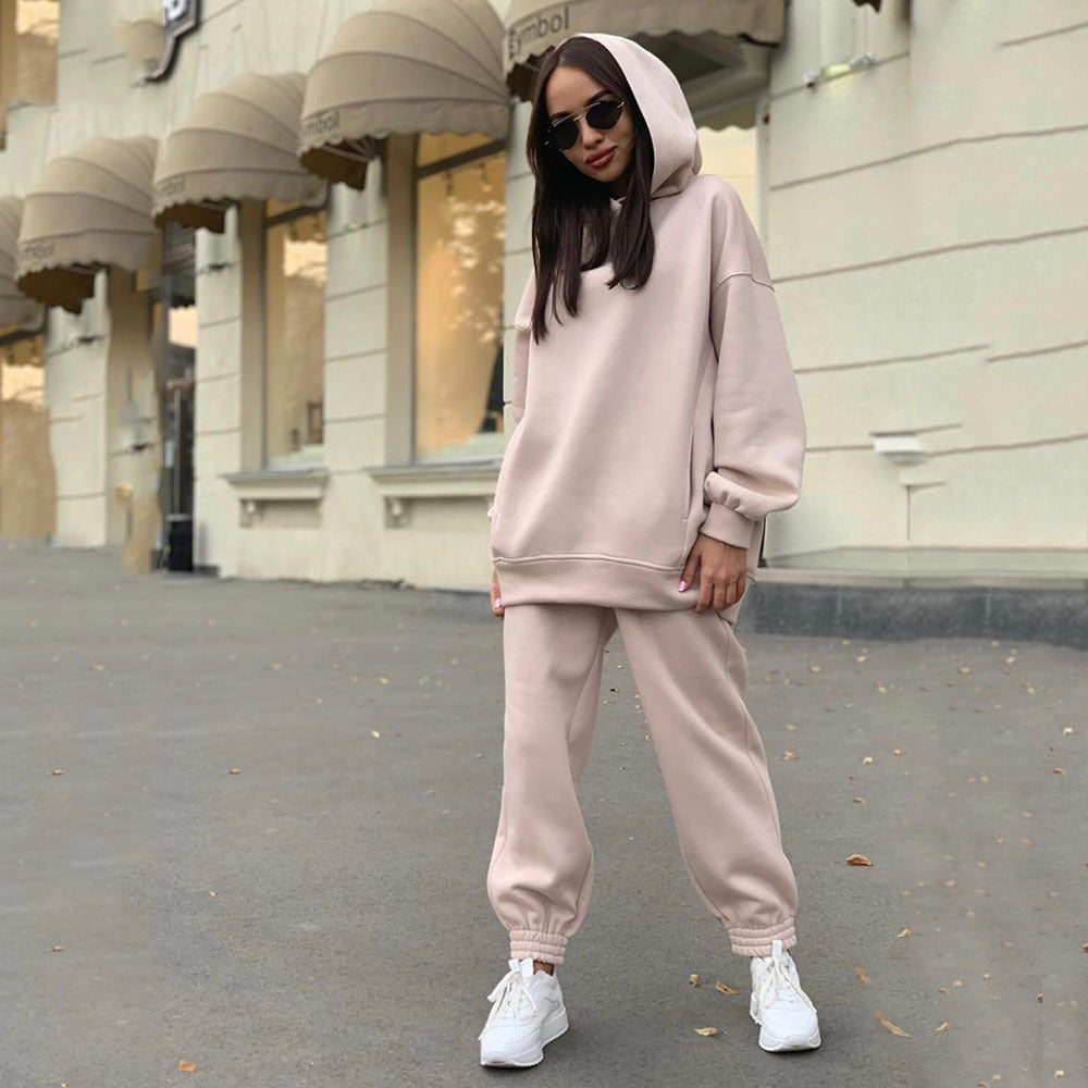 Women's sportswear suit
