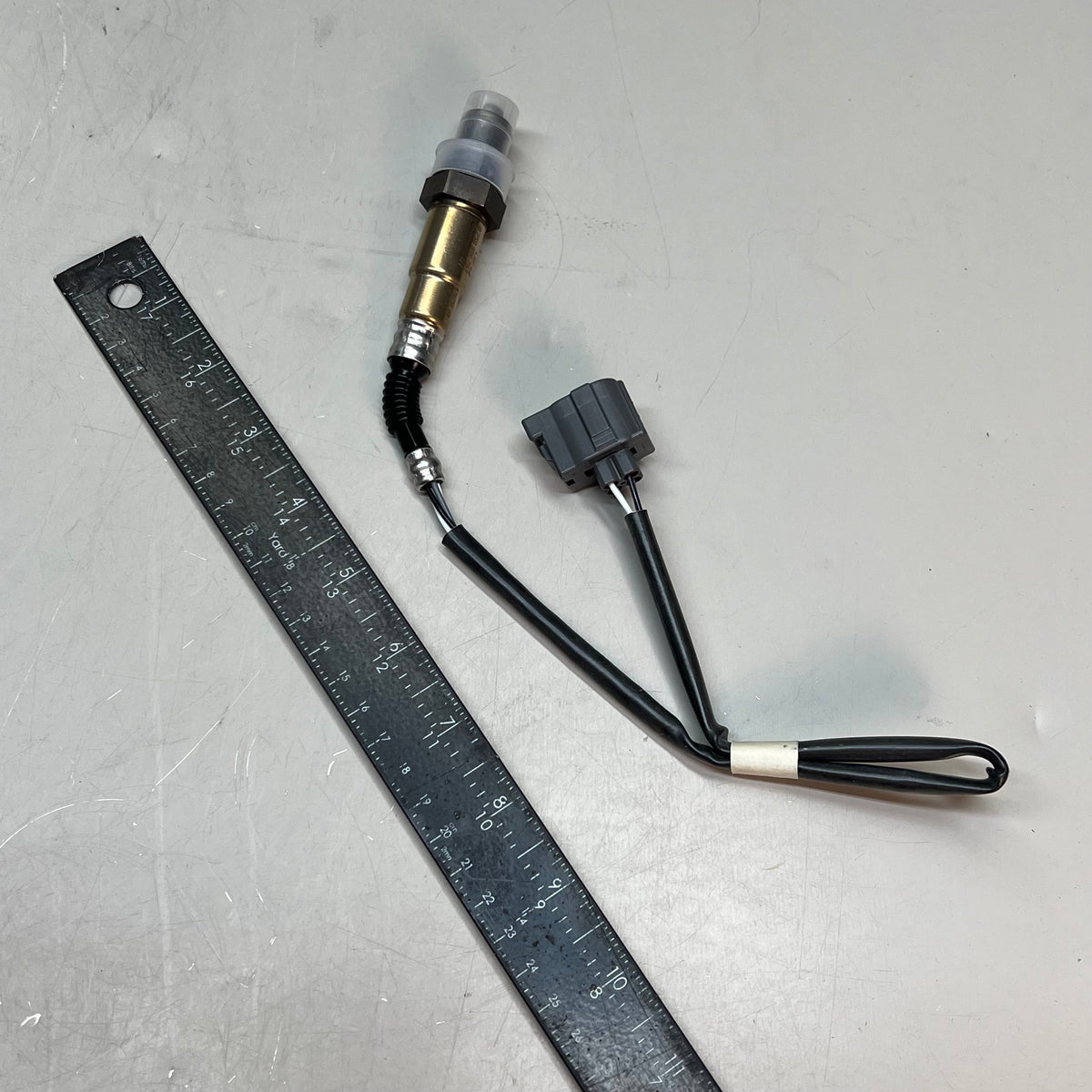 BOSCH Oxygen Sensor For Chrysler, Dodge & Jeep Models 15122