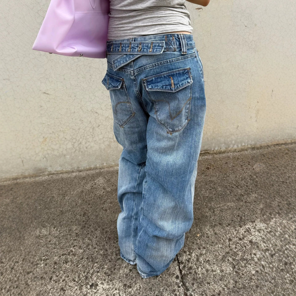 Retro Washed Cropped Jeans For Women