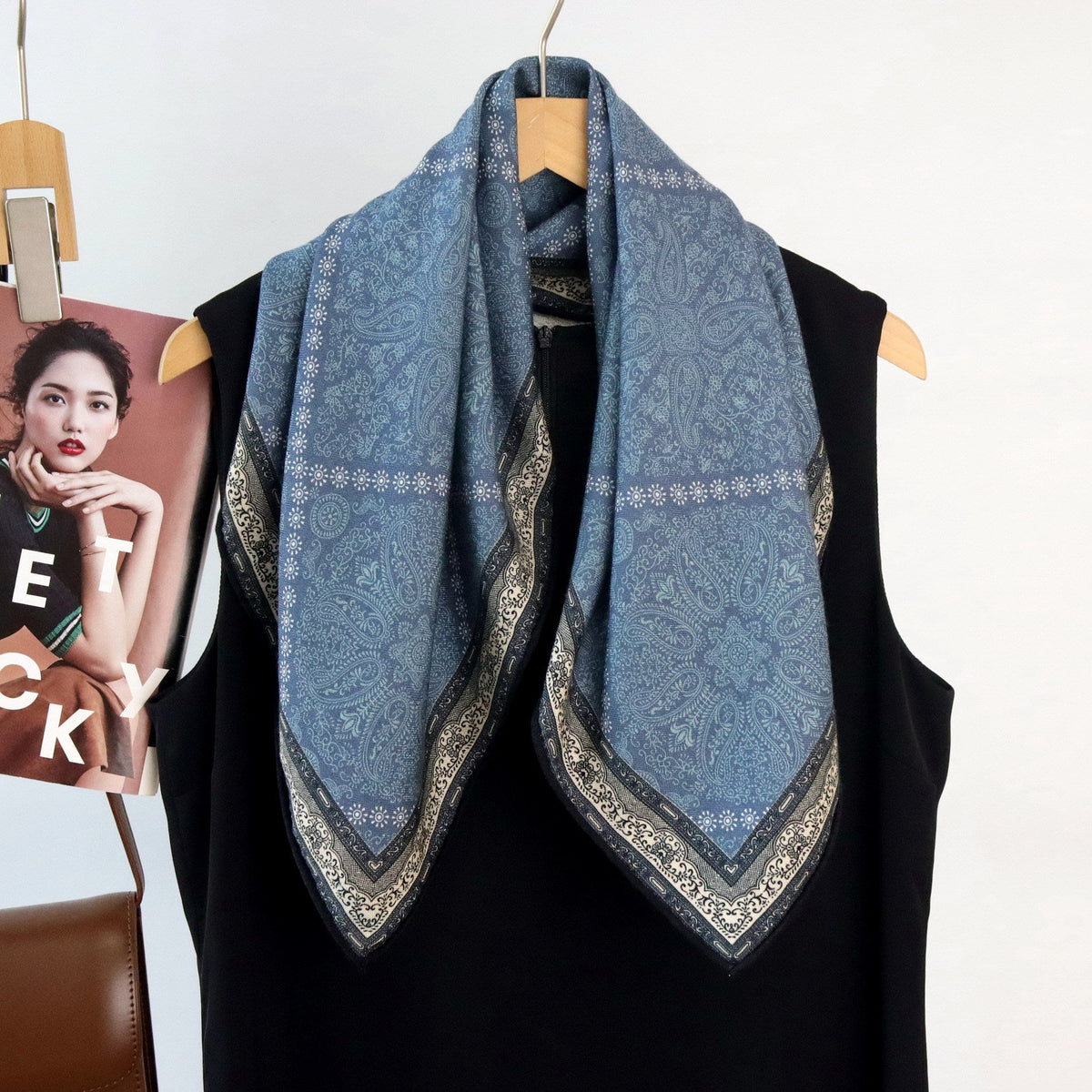 Double-sided Two-tone Silk-wool Shawlversatile And Easy To Style