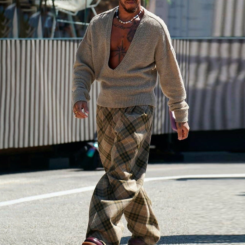 Casual Oversized V-neck Fashionable And Sexy Knitted Sweater For Men