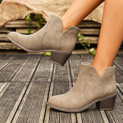 Retro-style Export Bestseller Embroidered Low-top Boots
