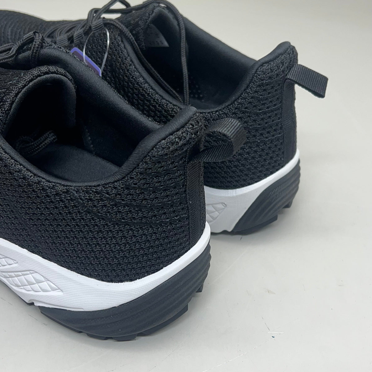 PROPET Tour Knit Sneaker Cushion Insole Women's Sz 9.5 M(B) Black/White WAA112M