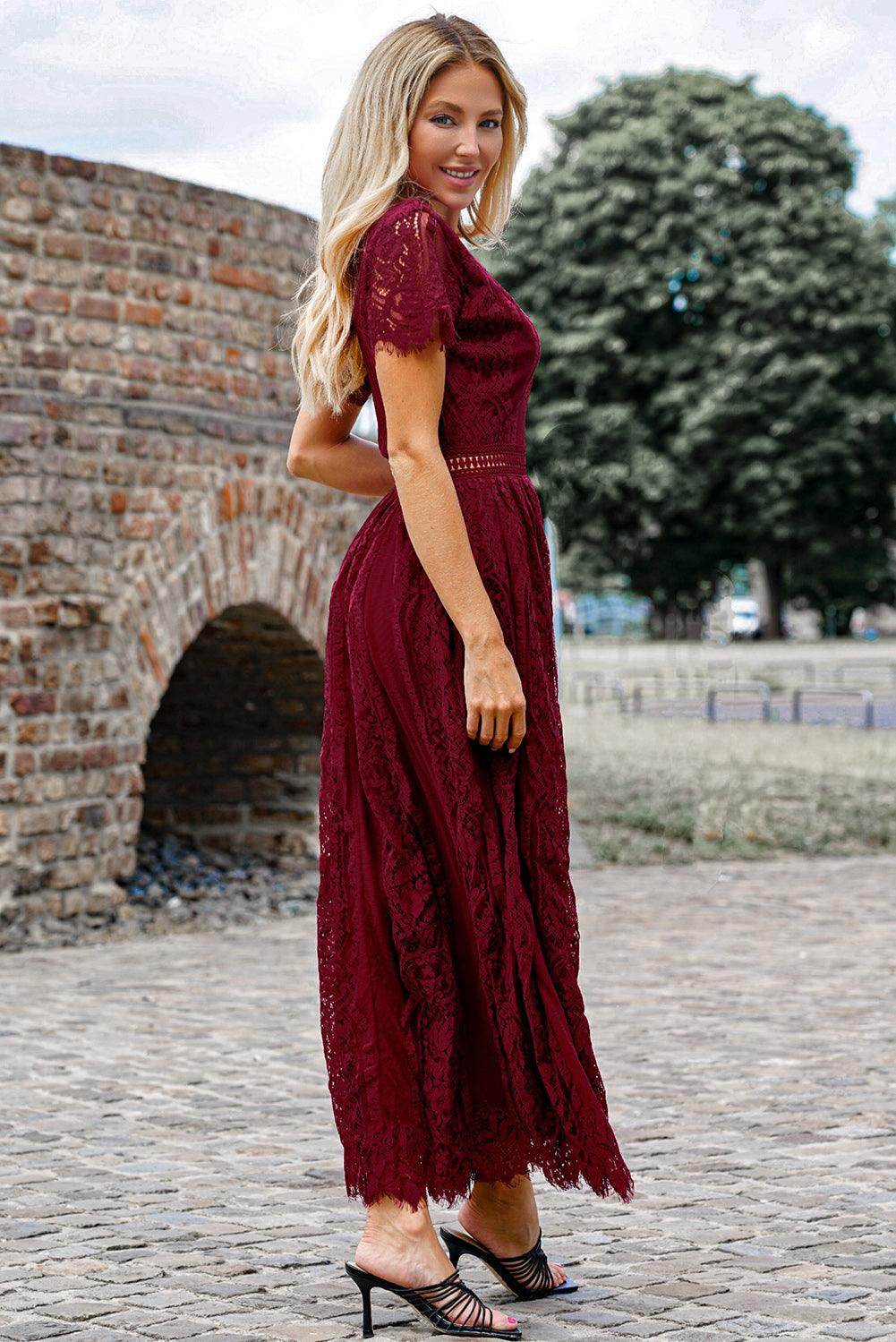 Scalloped Trim Lace Plunge Dress for Elegant Occasions