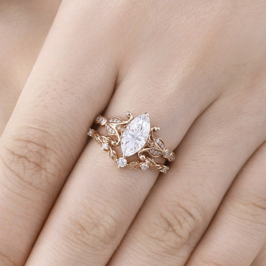 Gold-plated Zircon Ringelegant High-end Crown-style Ring
