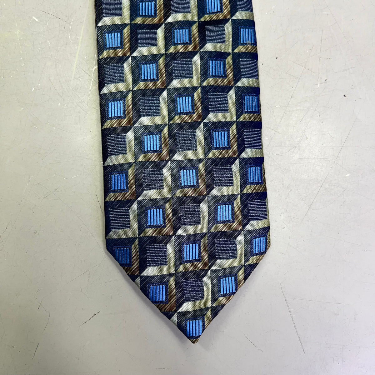 ALEXANDER JULIAN COLOURS 3D Square Tie 60" Blue/Multicolor Pattern (Pre-Owned)