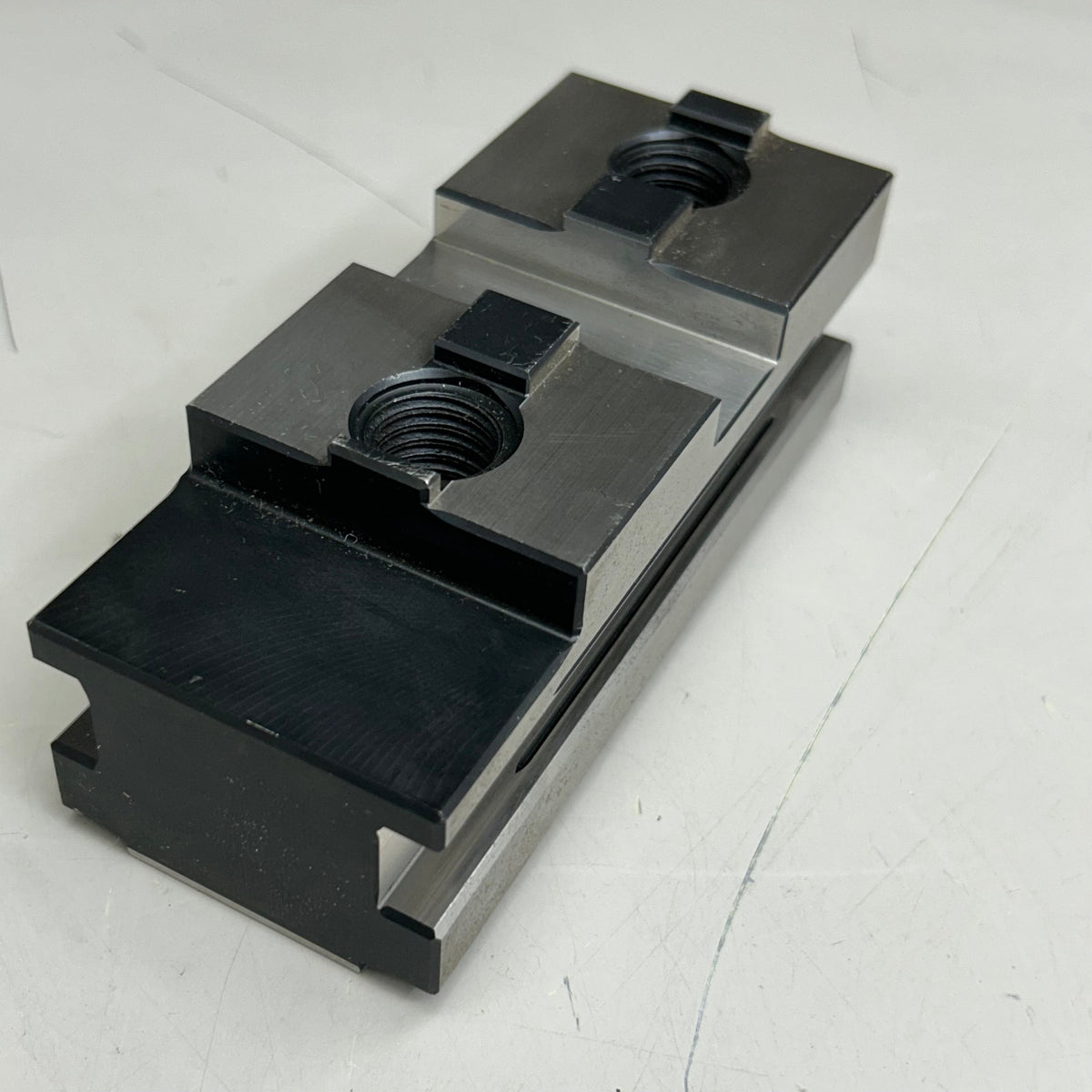 SCHUNK Straight Serration Base Jaw 5"x2"x2"  EWB-TG 315 (New Other- No Packaging)