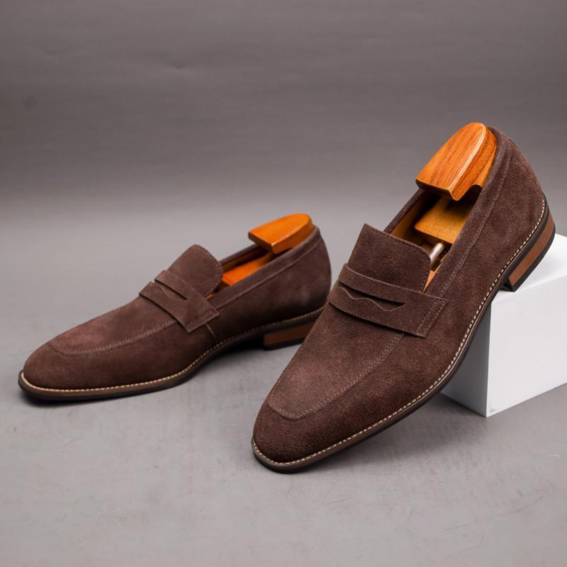 Men's Casual Versatile Solid Color British Loafers