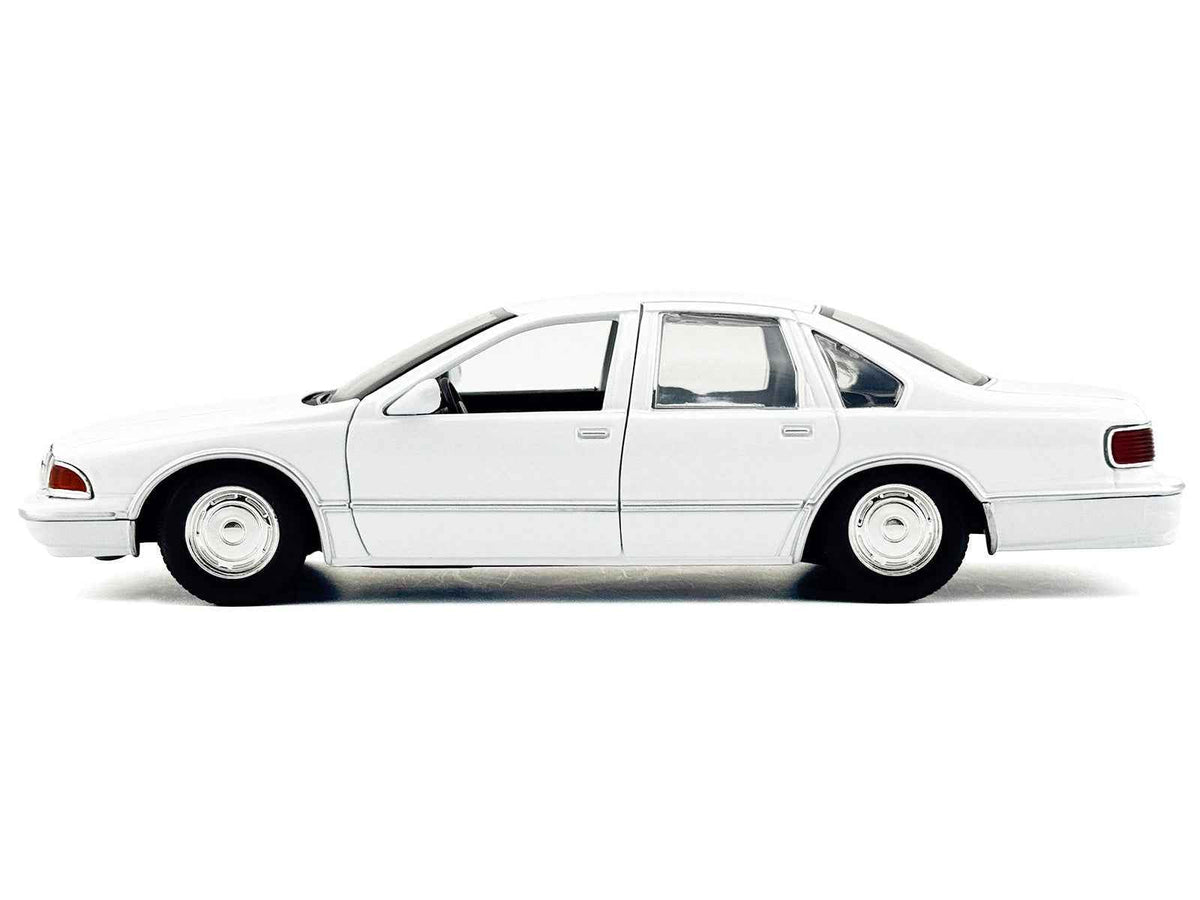1993 Chevrolet Caprice Police Car Unmarked White "Custom Builder's Kit" Series 1/24 Diecast Model Car by Motormax