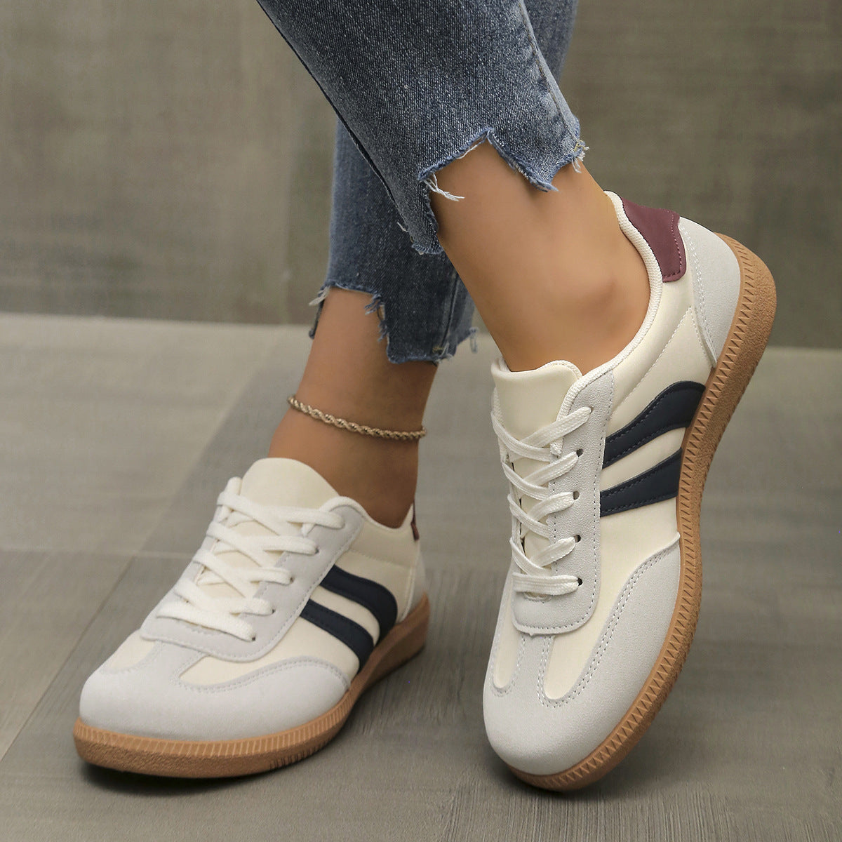 Color-blocked Retro Skate Shoes German-style White Sneakers For Women