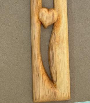 Three-dimensional wooden red heart cross love ornaments to commemorate relatives' tombstone inserts crucifix inserts