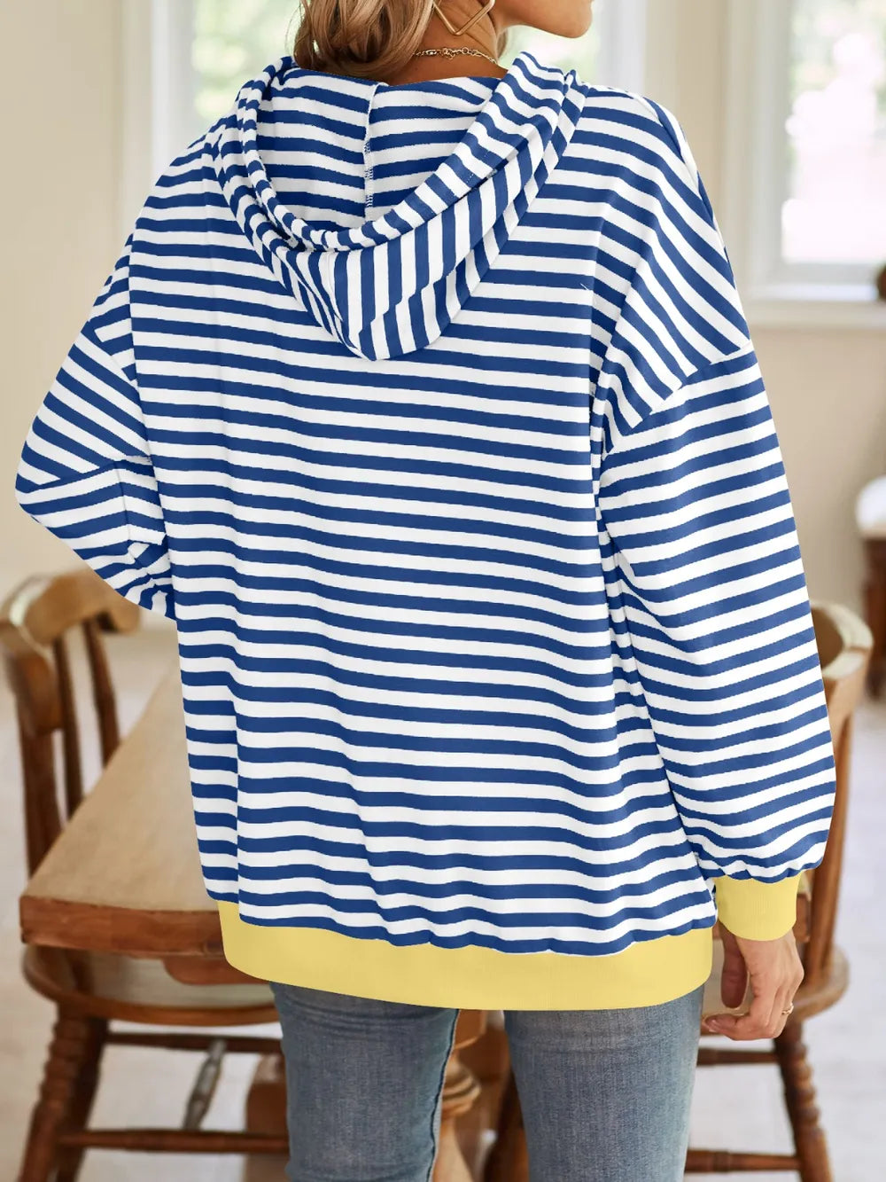 Loose casual striped hooded sweatshirt