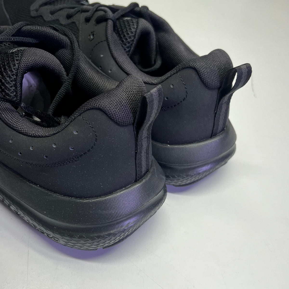 UNDER ARMOUR UA Charged Assert 10 Lightweight Sneaker Men's Sz 12.5 Black