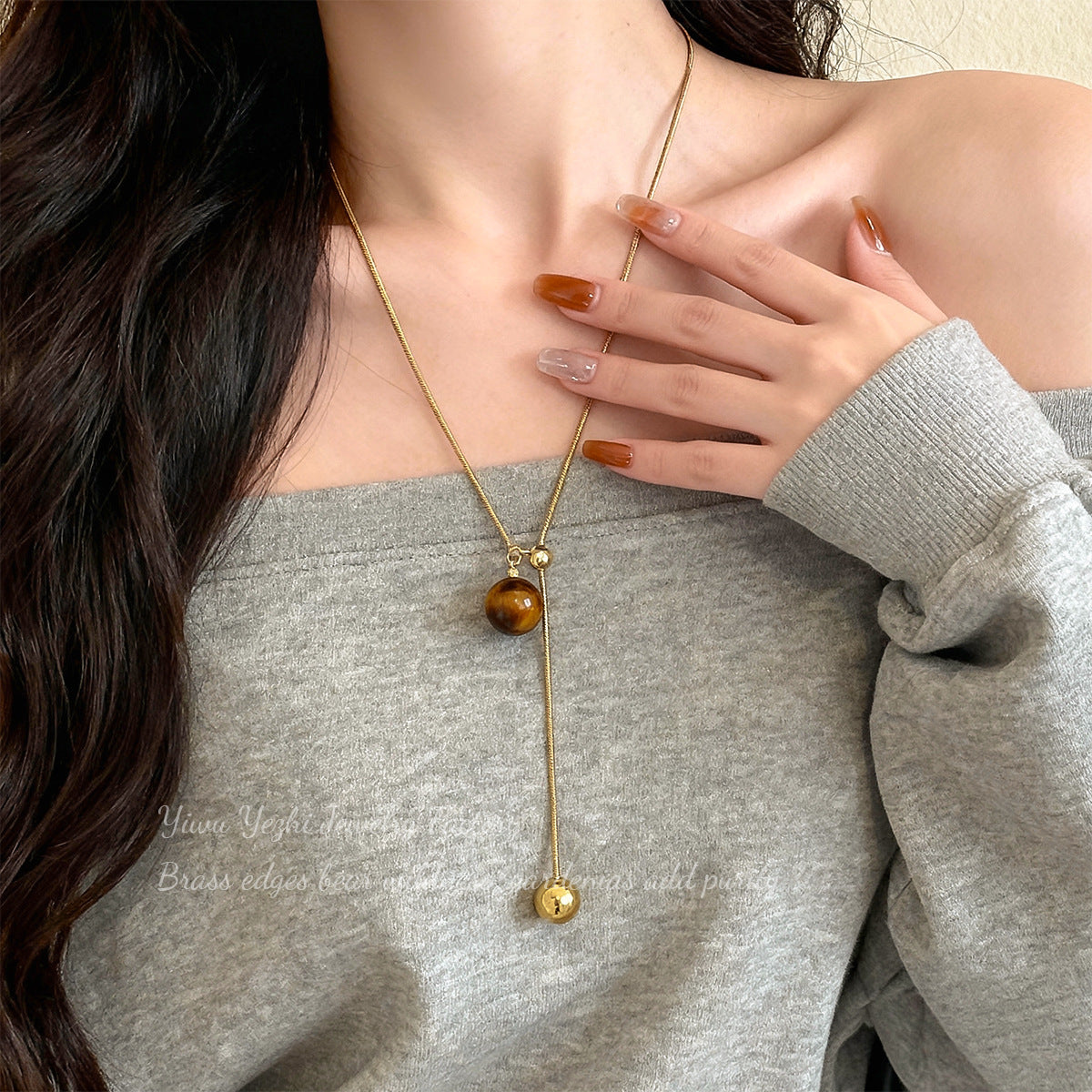 New Maillard Coffee Color Pendant Long Necklace Women's Retro Accessible Luxury High-End Sweater Chain Niche Design Accessories