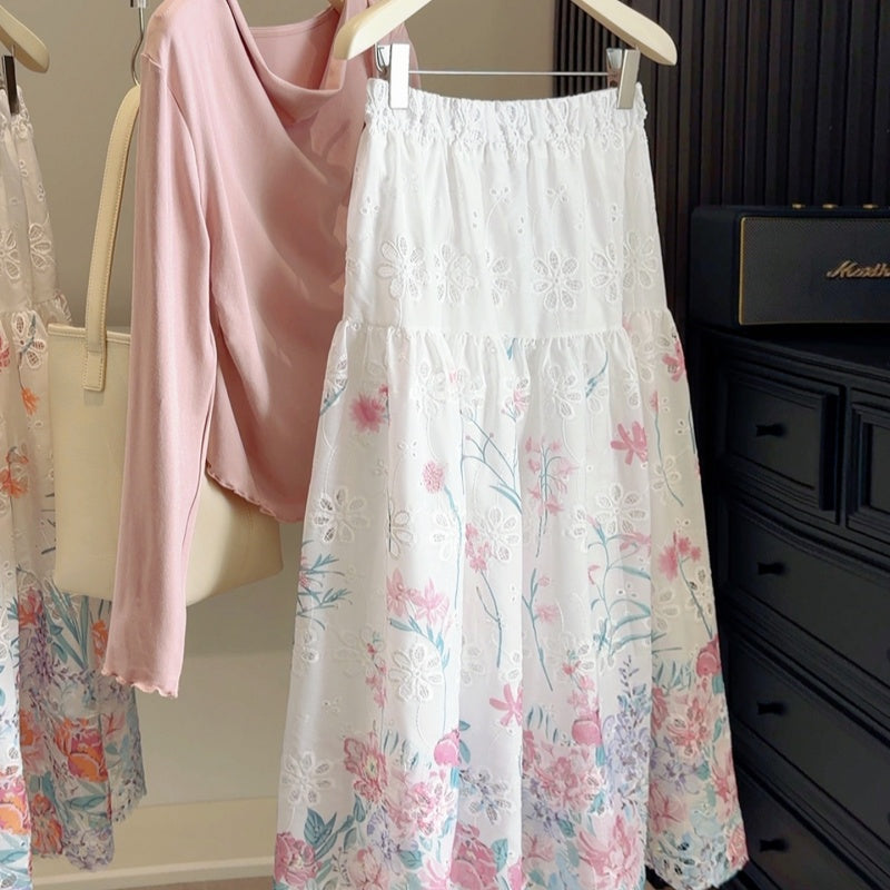 Casual Versatile A-line Midi Skirt With A Flared Hem