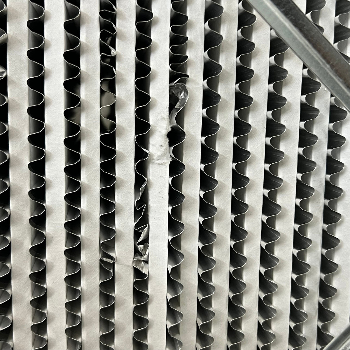 AEROSTAR Cartridge Air Filter W/ Single Header 24"x24"x12" 16290
