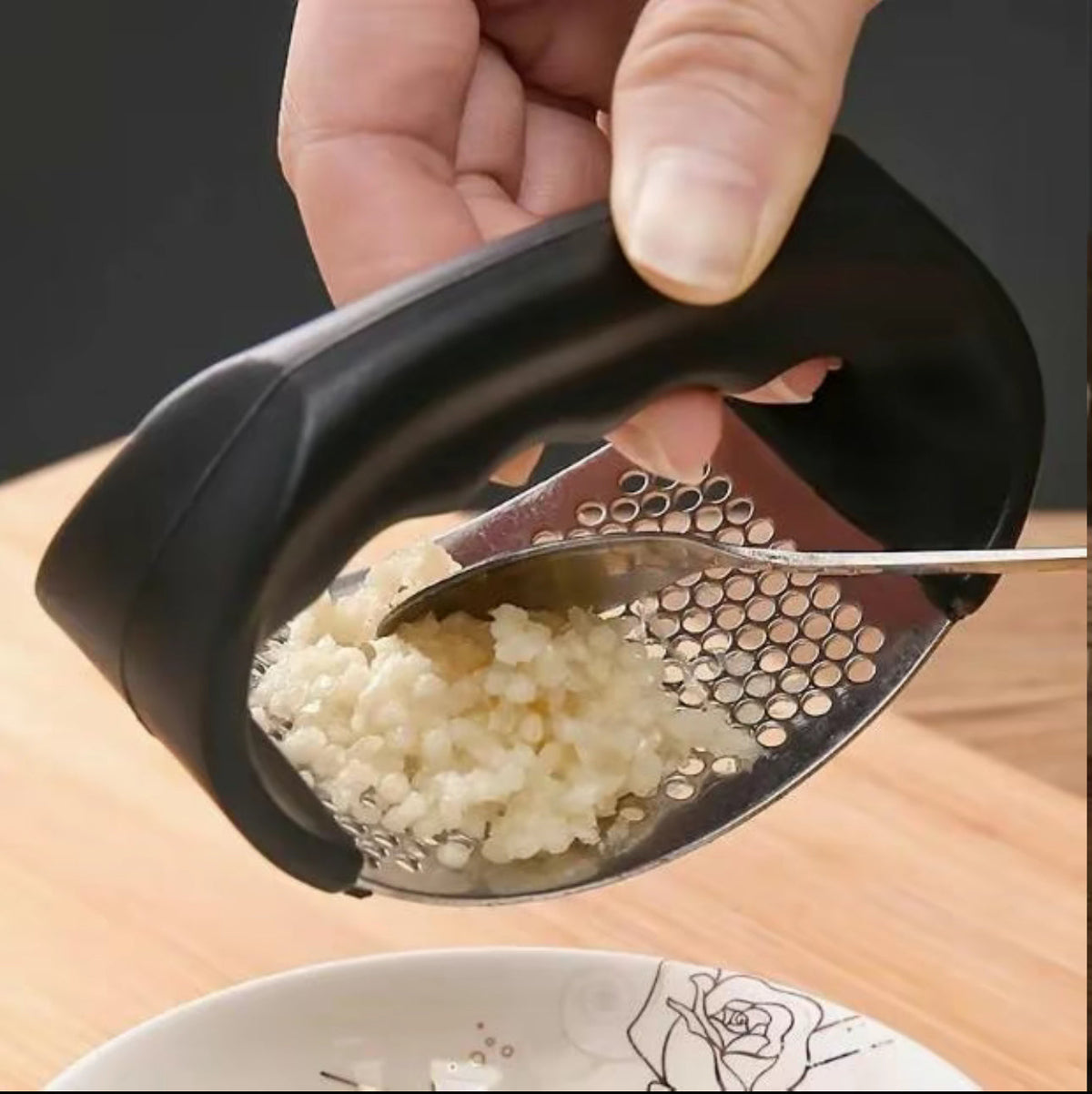 Garlic Crusher