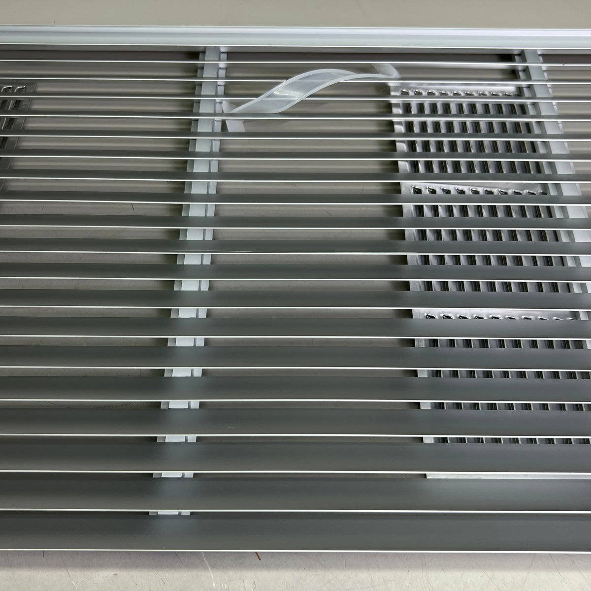 INFINITI Universal Extruded Architectural Grille Sz 41.5" L X 16" H 1119356