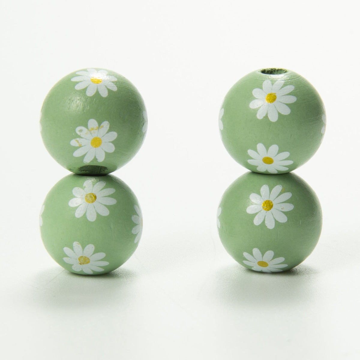 Daisy Wood Bead Necklace
