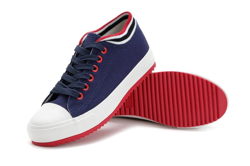 Casual canvas shoes