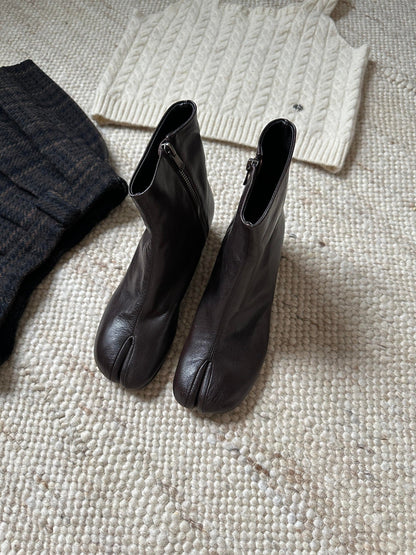 Womens Black Mid-calf Fashion Boots With Chunky Heels