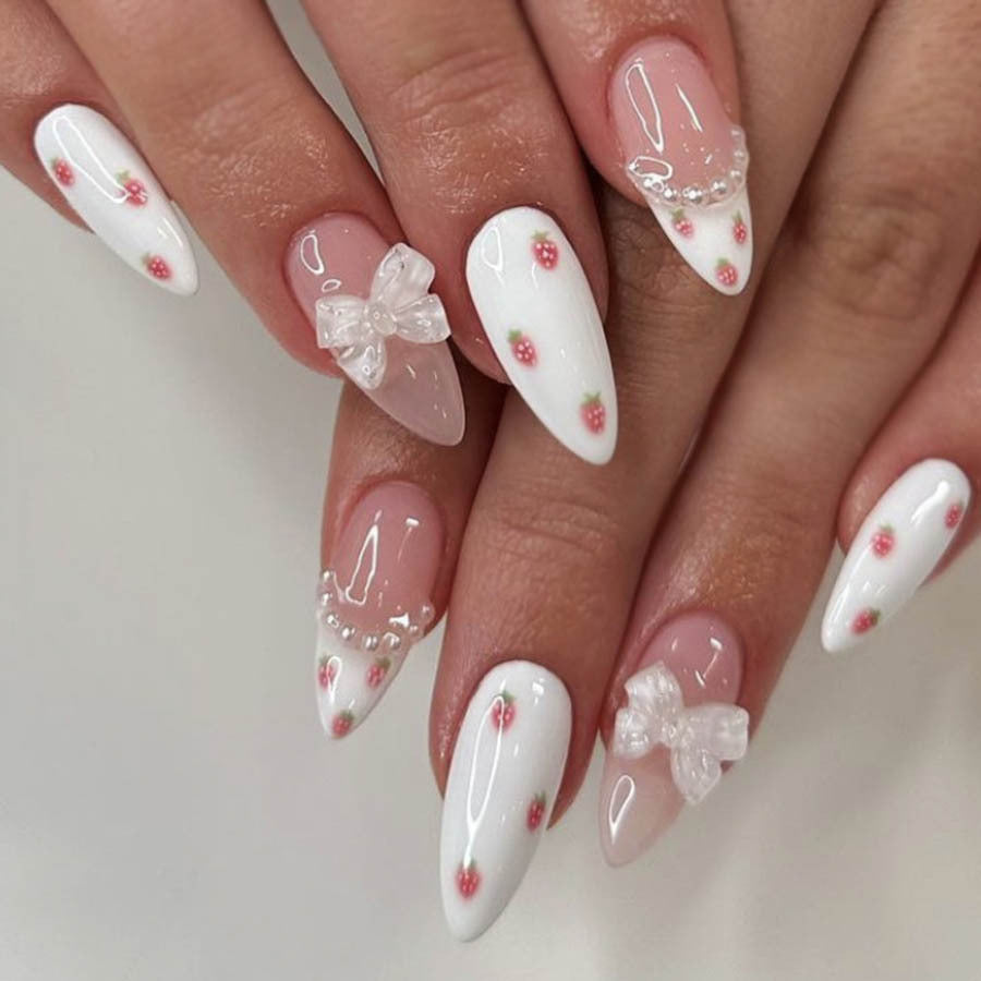 3D Almond-shaped Wearable Nails